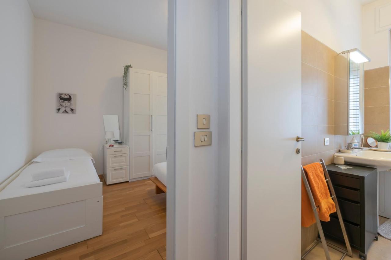 Appartement Luxury Flat Between Navigli And Duomo - Sambuco Milaan